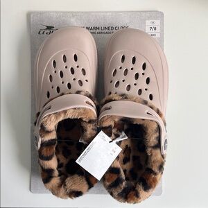 Crane Women’s Warm Lined Clogs with Faux Fur Lining- Cheetah/Leopard Print